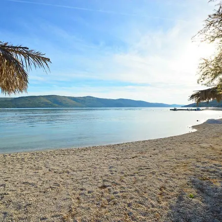 Viktorija.1 *